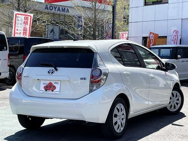 TOYOTA AQUA 2012 Image 31