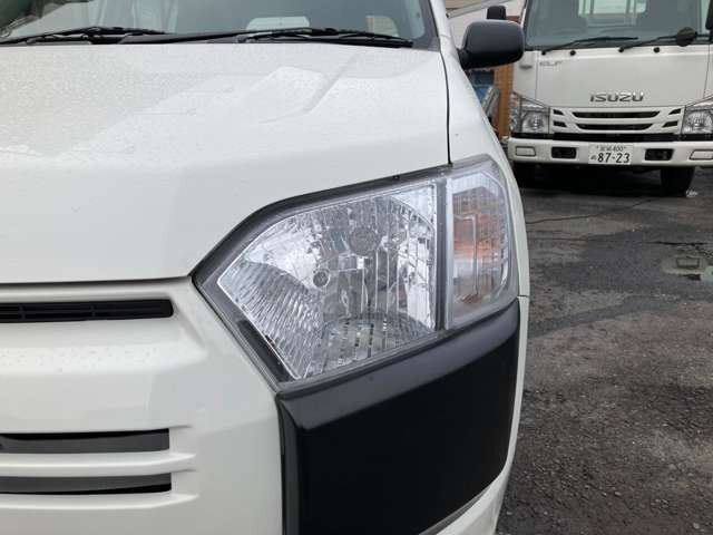 TOYOTA PROBOX VAN 4WD 2018 Image 31