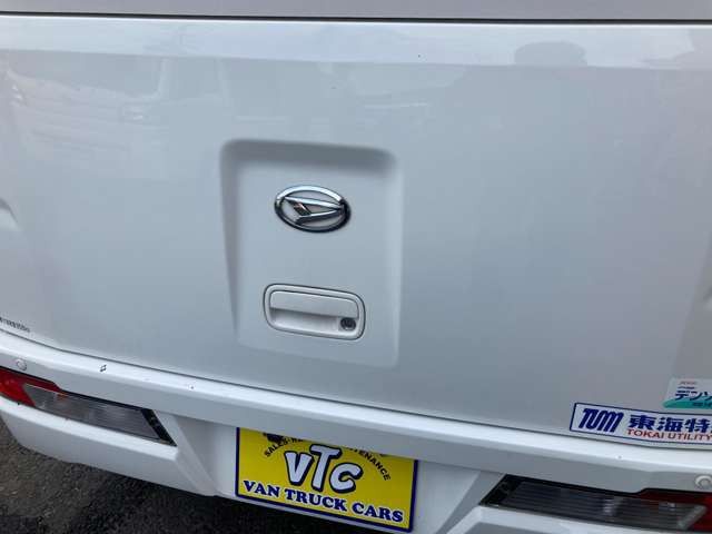 DAIHATSU HIJET CARGO 4WD 2019 Image 31