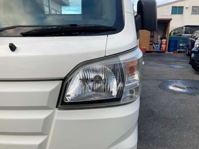 DAIHATSU HIJET TRUCK 4WD 2016 Image 31