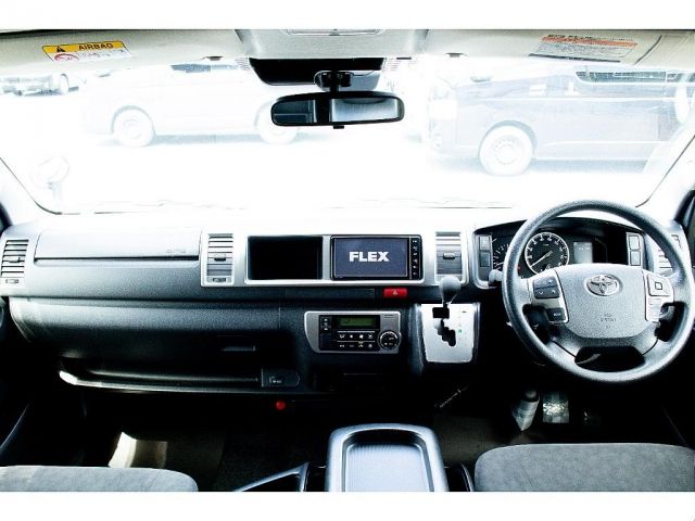 TOYOTA HIACE WAGON 4WD 2023 Image 31