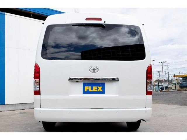 TOYOTA HIACE WAGON 4WD 2023 Image 31