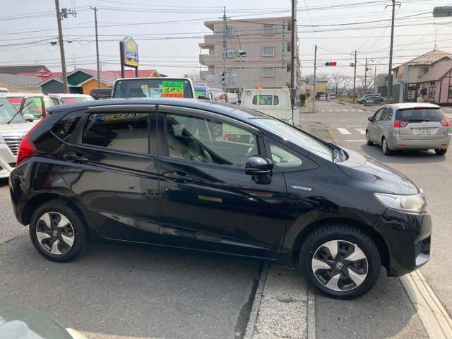 HONDA FIT HYBRID 4WD 2015 Image 31