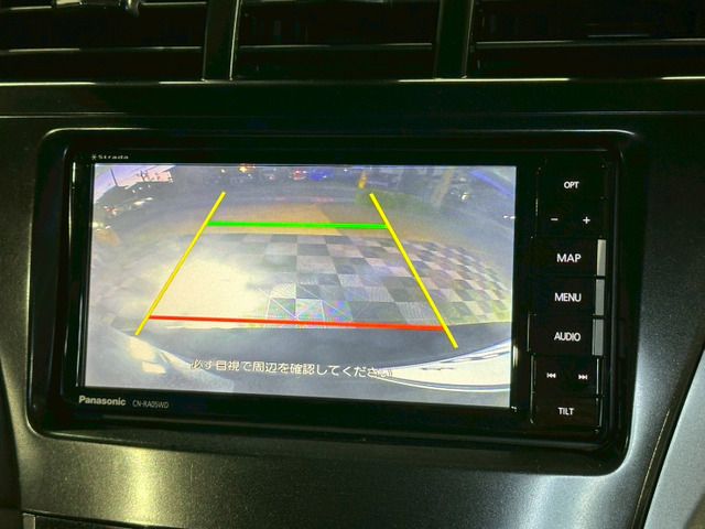 TOYOTA PRIUS ALPHA 2014 Image 31