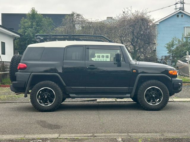 TOYOTA FJ CRUISER 4WD 2017 Image 31