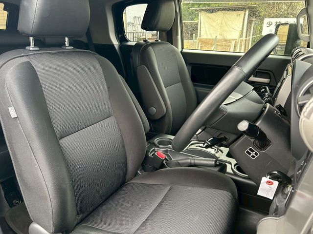 TOYOTA FJ CRUISER 4WD 2017 Image 31