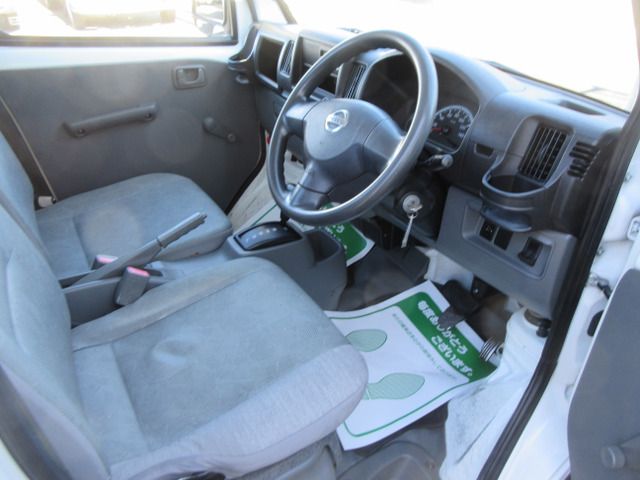 NISSAN NT100 CLIPPER 2012 Image 31