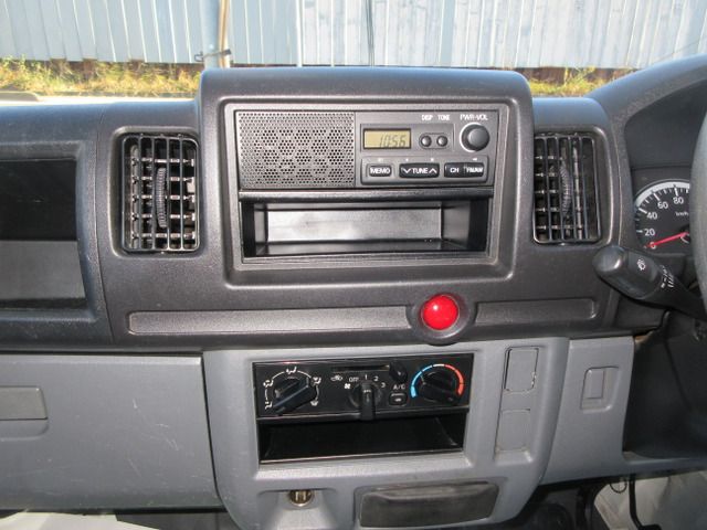 NISSAN NT100 CLIPPER 2012 Image 31