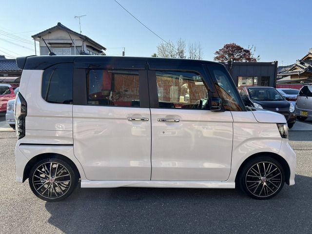 HONDA N BOX CUSTOM 2018 Image 31