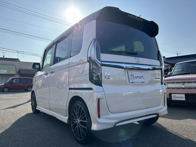 HONDA N BOX CUSTOM 2018 Image 31