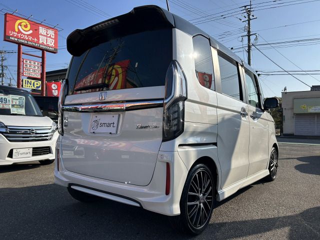 HONDA N BOX CUSTOM 2018 Image 31
