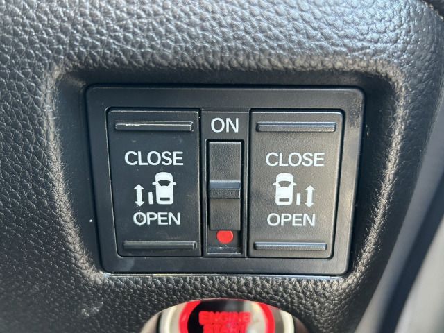 HONDA N BOX CUSTOM 2018 Image 31