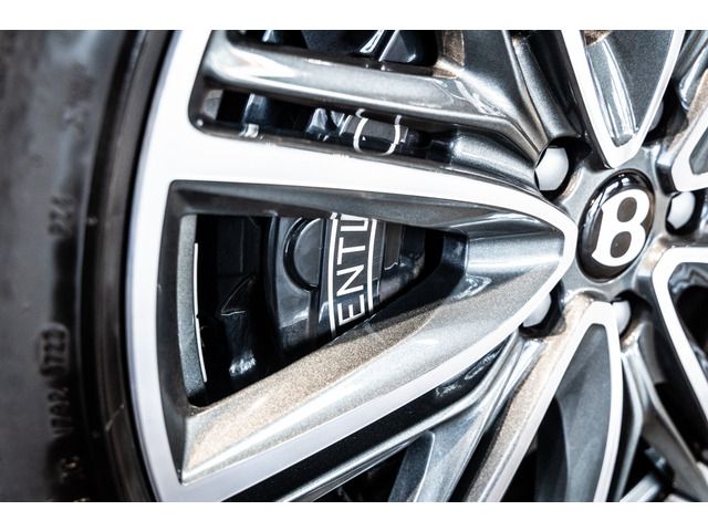 BENTLEY BENTLEY 2023 Image 31
