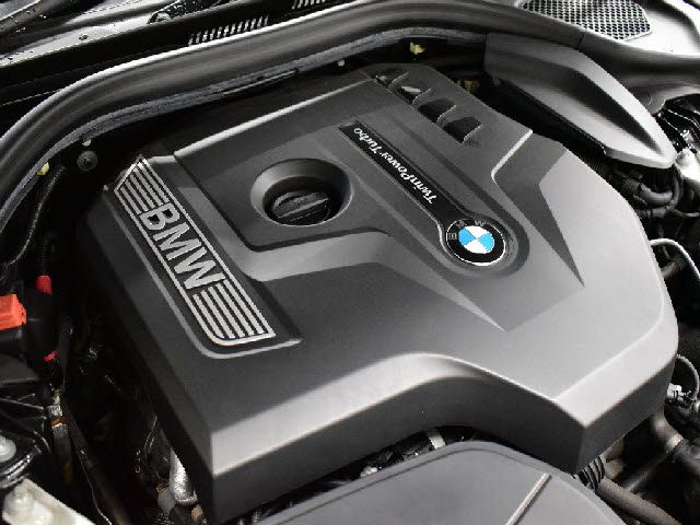 BMW 5SERIES SEDAN 2018 Image 31