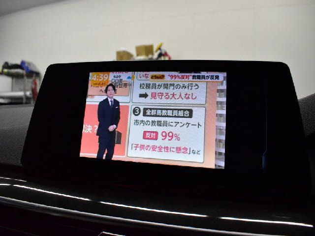 BMW 5SERIES SEDAN 2018 Image 31