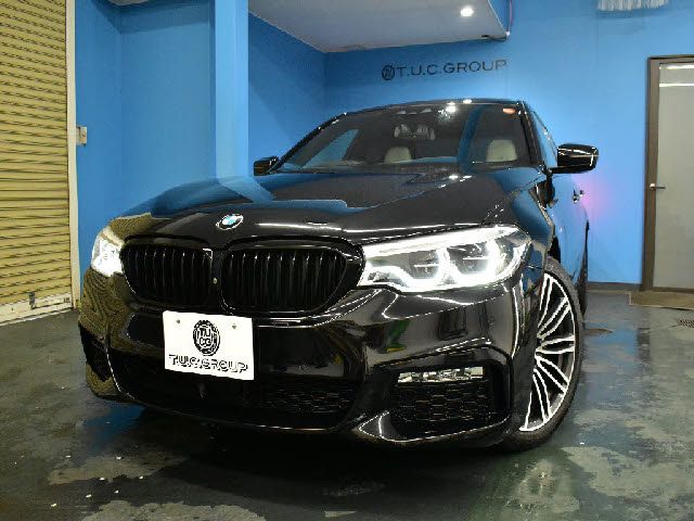 BMW 5SERIES SEDAN 2018 Image 31