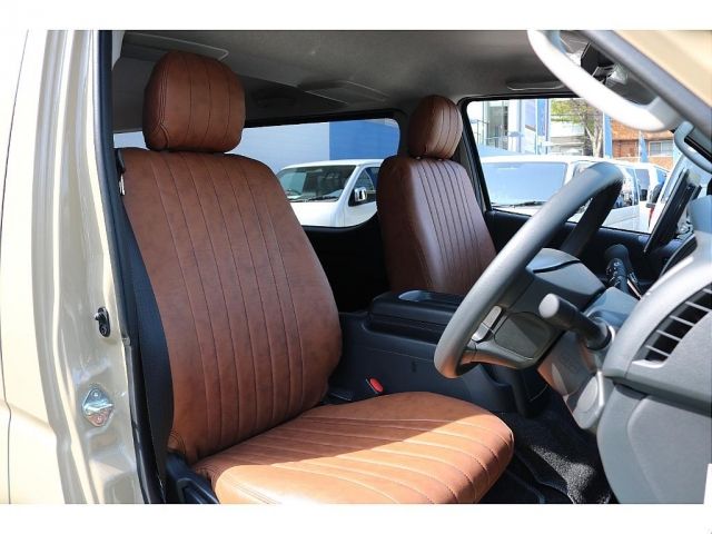 TOYOTA HIACE VAN 4WD 2026 Image 31