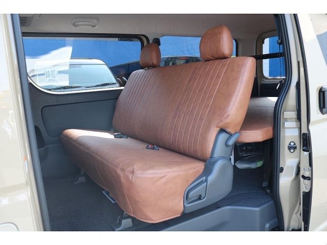 TOYOTA HIACE VAN 4WD 2026 Image 31