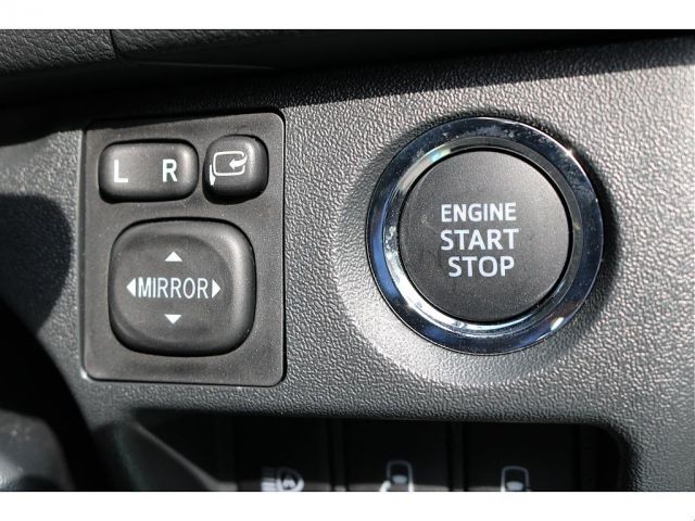 TOYOTA HIACE VAN 4WD 2026 Image 31