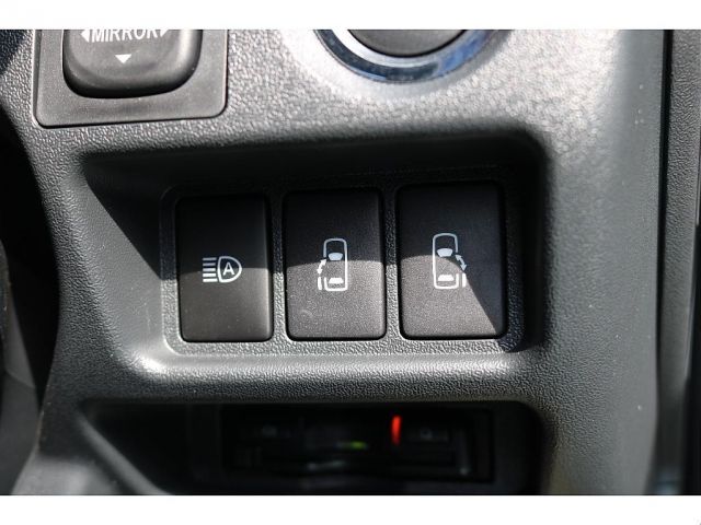 TOYOTA HIACE VAN 4WD 2026 Image 31