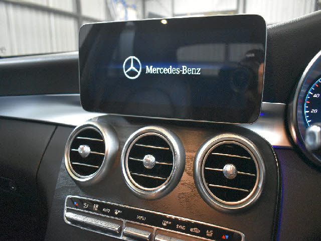 MERCEDES BENZ C CLAS 2020 Image 31