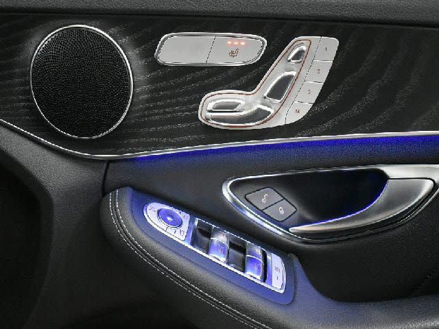 MERCEDES BENZ C CLAS 2020 Image 31