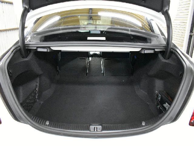 MERCEDES BENZ C CLAS 2020 Image 31