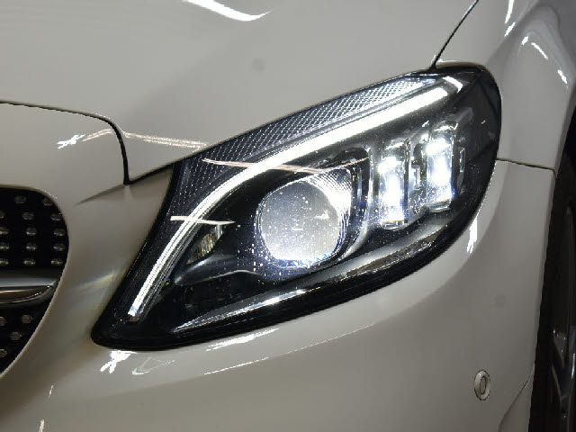 MERCEDES BENZ C CLAS 2020 Image 31