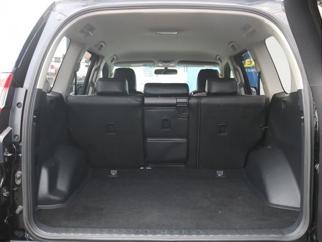 TOYOTA LANDCRUISER PRADO 2015 Image 31