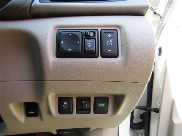 NISSAN SYLPHY 2018 Image 31