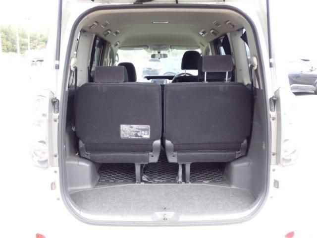 TOYOTA VOXY 2009 Image 31