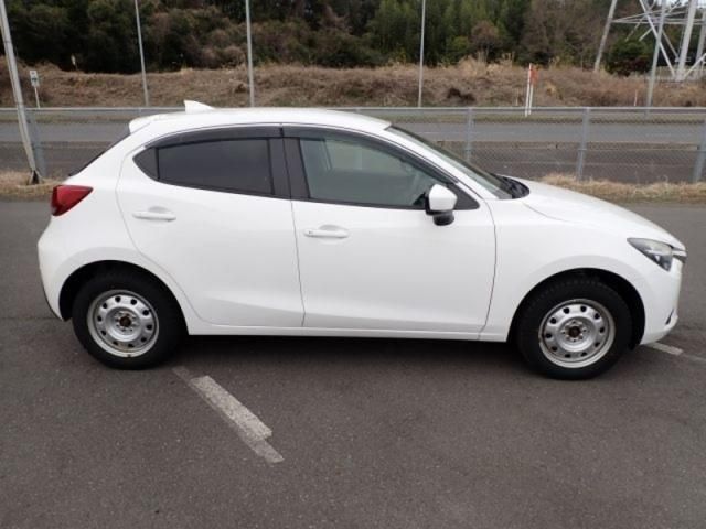 MAZDA DEMIO 4WD 2019 Image 31