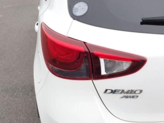 MAZDA DEMIO 4WD 2019 Image 31