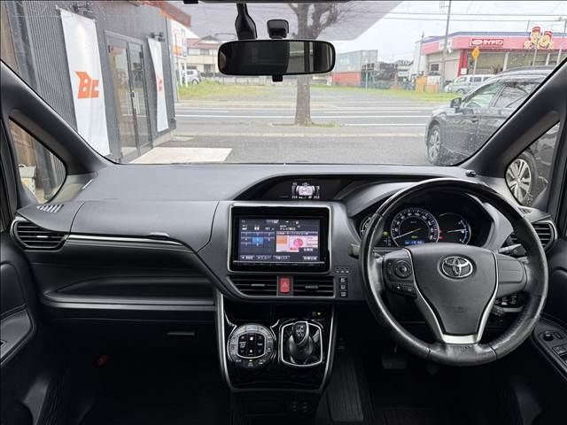 TOYOTA ESQUIRE HYBRID 2015 Image 31