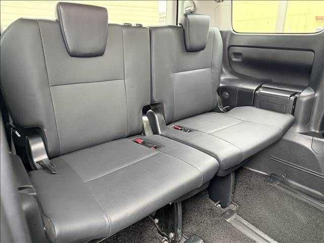 TOYOTA ESQUIRE HYBRID 2015 Image 31