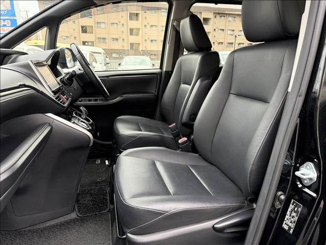 TOYOTA ESQUIRE HYBRID 2015 Image 31