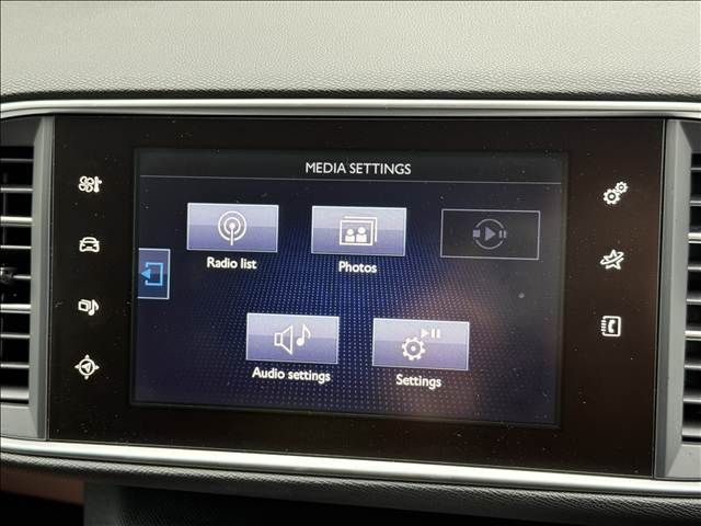 PEUGEOT 308 2017 Image 31