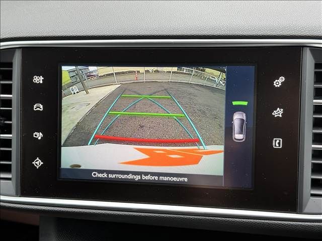 PEUGEOT 308 2017 Image 31