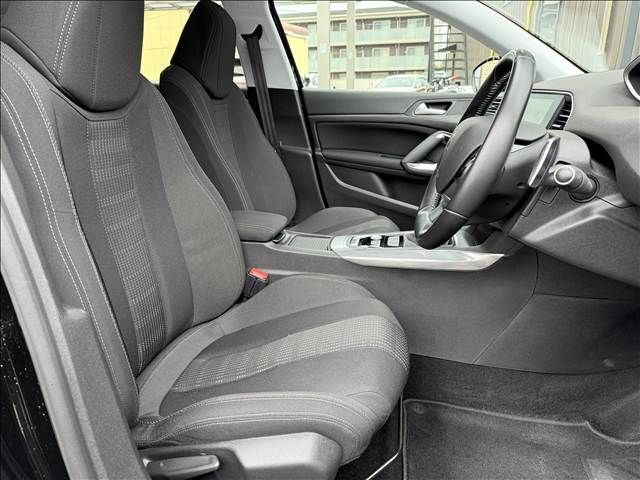 PEUGEOT 308 2017 Image 31