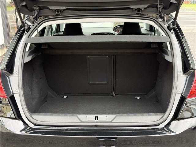 PEUGEOT 308 2017 Image 31