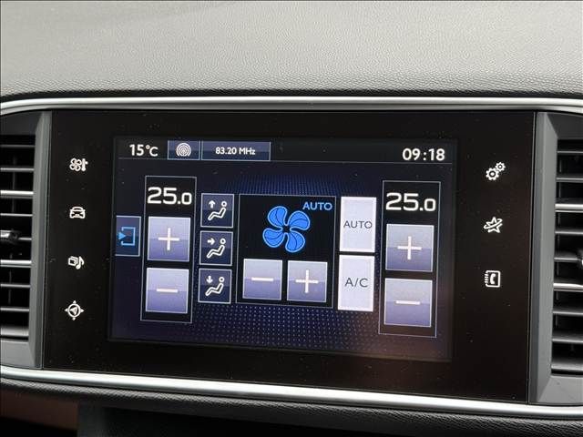 PEUGEOT 308 2017 Image 31