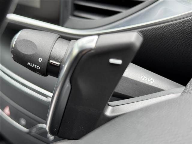 PEUGEOT 308 2017 Image 31