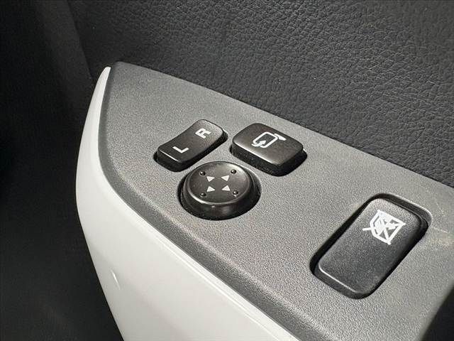 SUZUKI HUSTLER 4WD 2015 Image 31