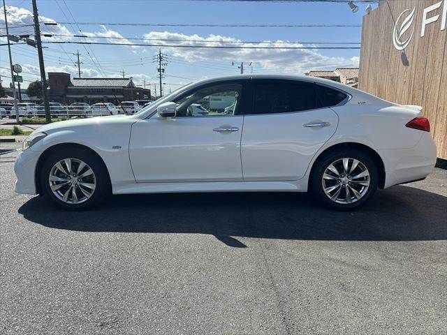 NISSAN FUGA 2013 Image 31