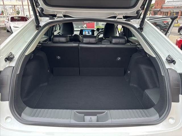 TOYOTA PRIUS 4WD 2023 Image 31