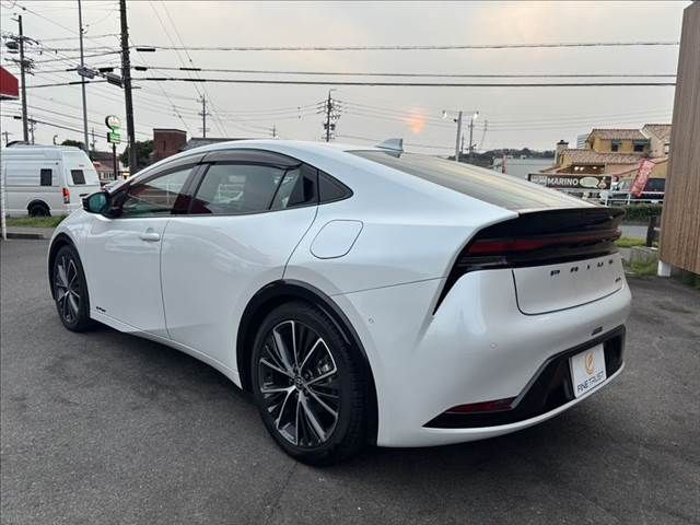 TOYOTA PRIUS 4WD 2023 Image 31