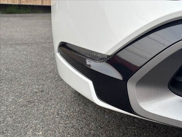 TOYOTA PRIUS 4WD 2023 Image 31