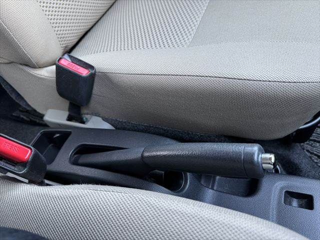 DAIHATSU MIRA E:S 2013 Image 31