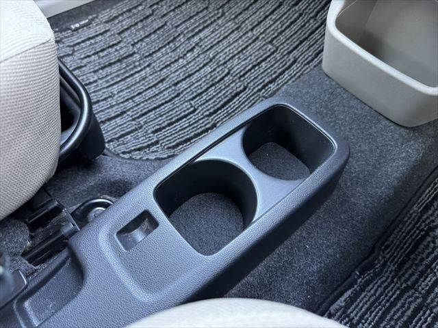 DAIHATSU MIRA E:S 2013 Image 31