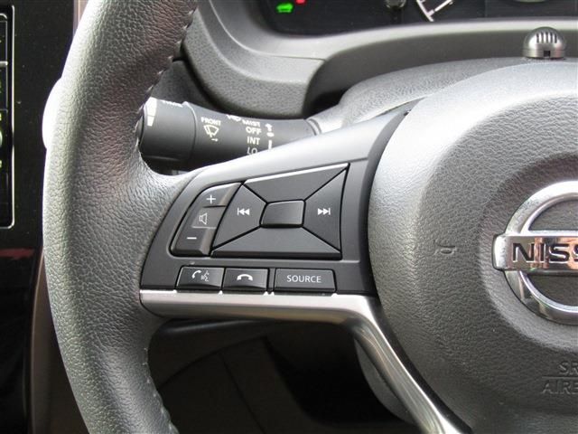 NISSAN NOTE 2018 Image 31